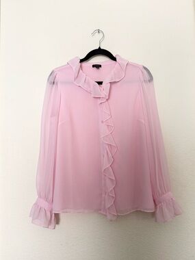 🎀 coquette pink ruffled blouse